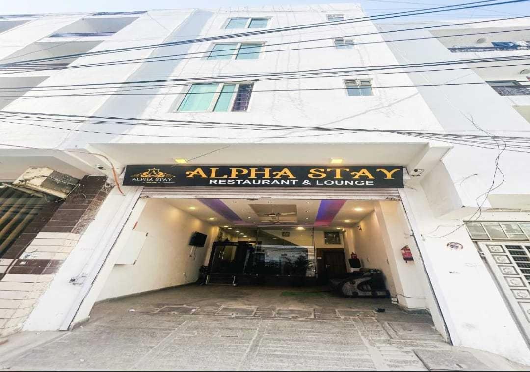Hotel O Alpha Stay New Delhi Buitenkant foto