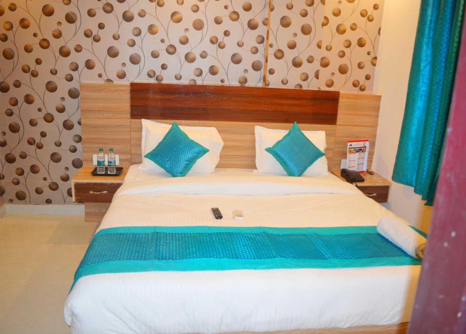 Hotel O Alpha Stay New Delhi Buitenkant foto
